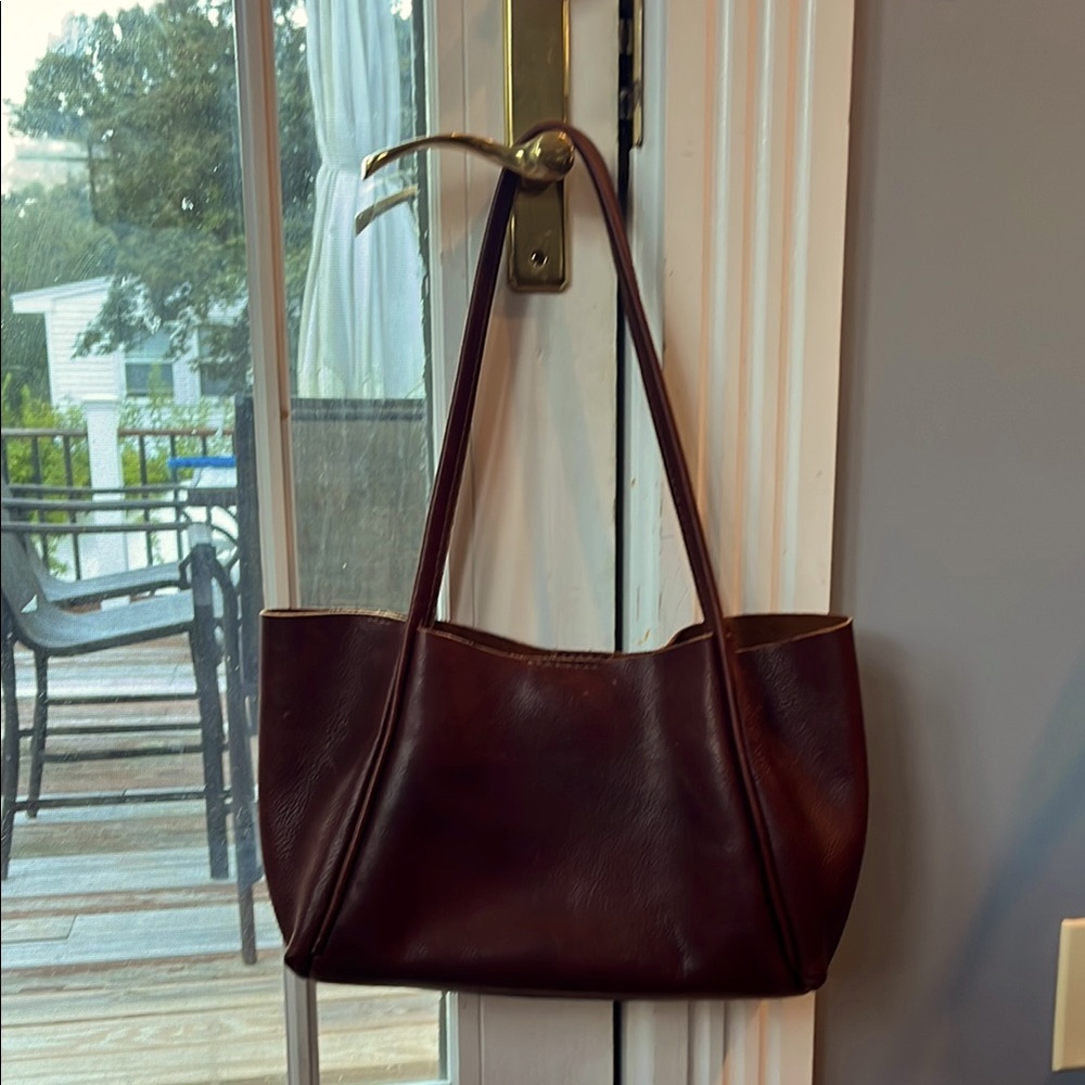 Porland leather:  Verona tote